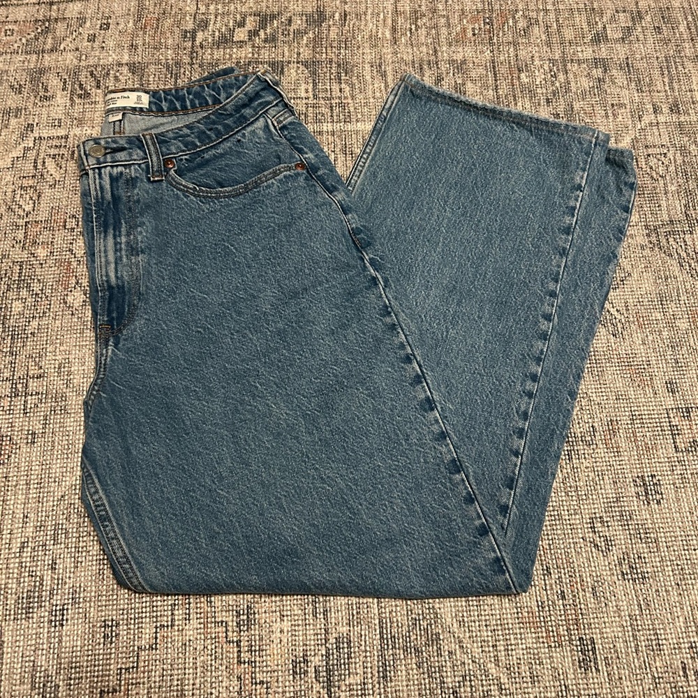 A&F curve love loose jeans, 30R